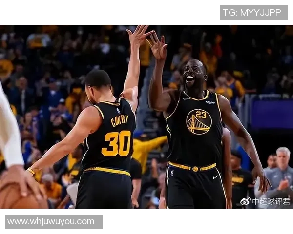 全北现代与浦项制铁激战正酣八月十五精彩对决引发球迷热议